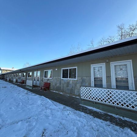 New Country Motel Swan River Экстерьер фото