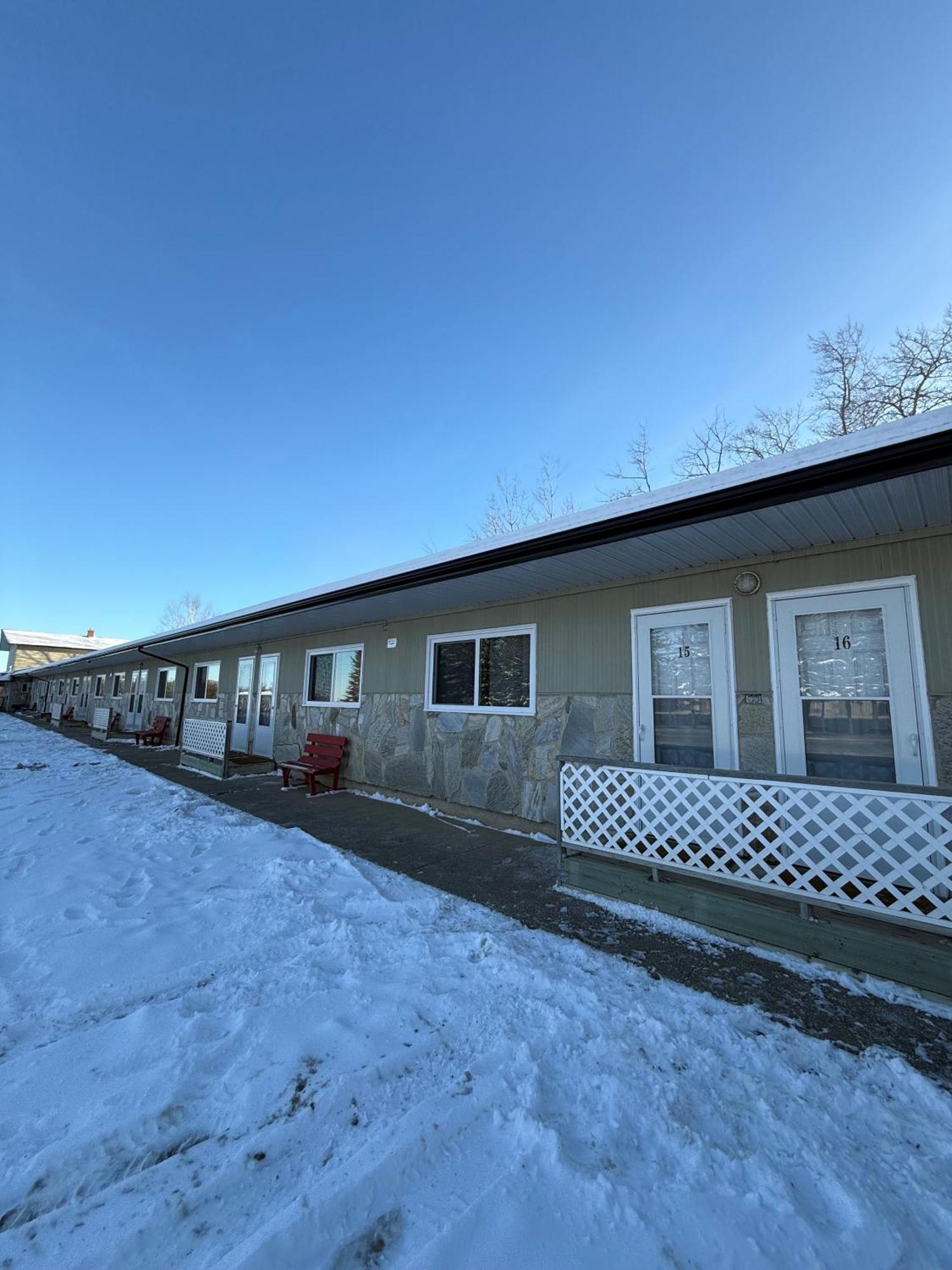 New Country Motel Swan River Экстерьер фото